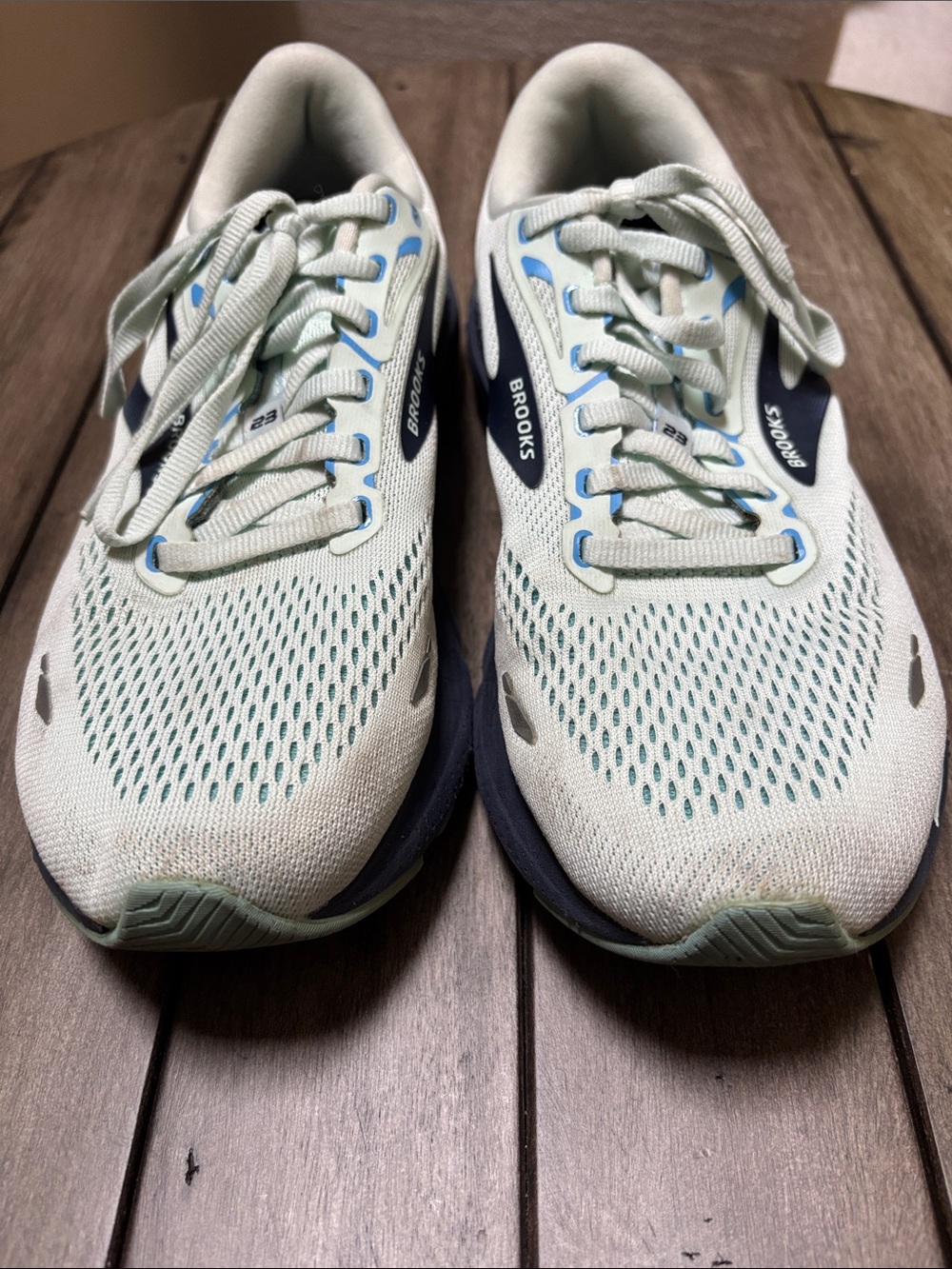 Brooks Size 10.5 Women’s Running Shoes - Mint Green and Navy